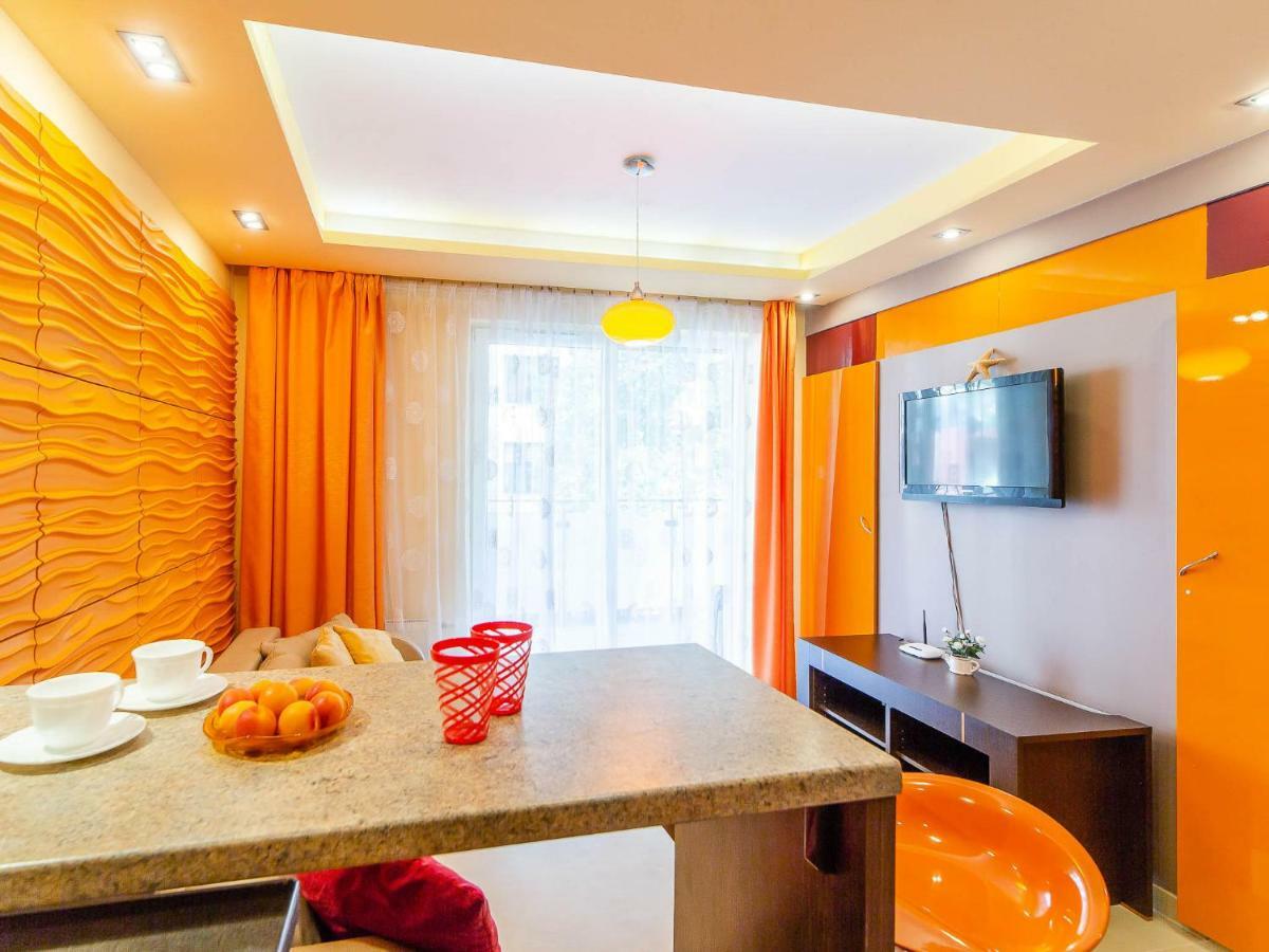 Apartament Pomarańczowy Z Basenem,sauną-blisko Morza. Kołobrzeg